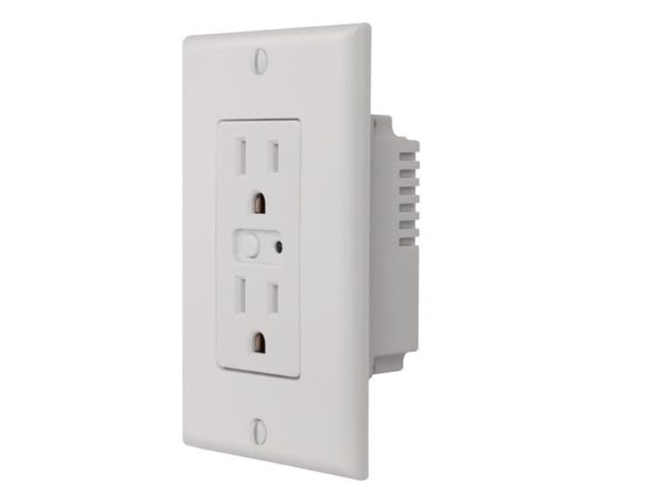 Go Control WO15Z1 wall outlet